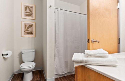 Downtown Minneapolis Maison | The Hazel Free parking, Gym, Fast WIFI, Central