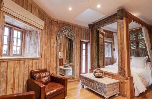 Scaniport Maison | The Hen House