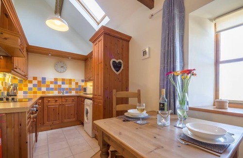 Aldborough Maison | Un trou de boulon parfait pour deux avec une fabuleuse piscine intérieure chauffée à disposition toute l'année.