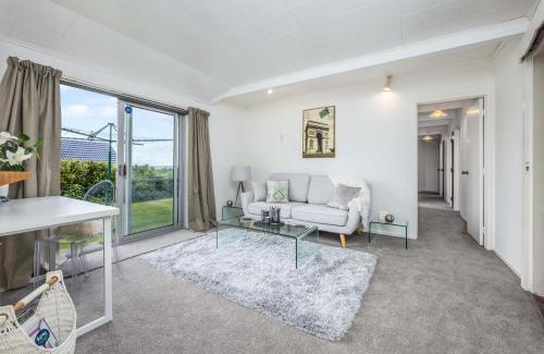 Rothesay Bay Maison | The Hidden Clifftop Gem - Ocean view & Beach life