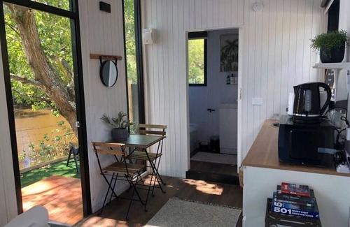 Redwood Valley Maison | The Hide Away Cabin by Tiny Away