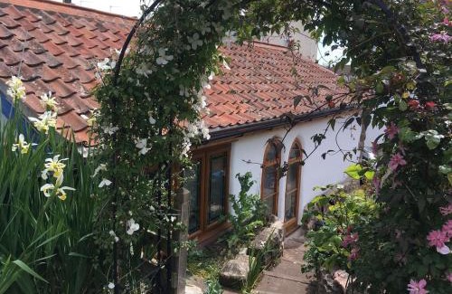 Barrow Gurney Maison | The Hideaway - a charming, unique retreat in Long Ashton, Bristol
