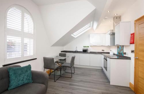 York Appartement | The Hideaway At The Lawrence Apartments