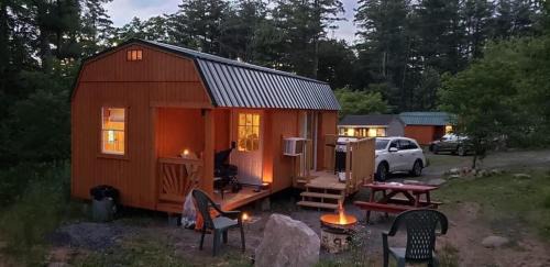 East Durham Maison | The HideAway Tiny Cabin