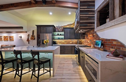 Olde Carlsbad Maison | The Highland Casita, a Carlsbad Coastal Villa - 1100 sq ft - 1 mile to the Ocean