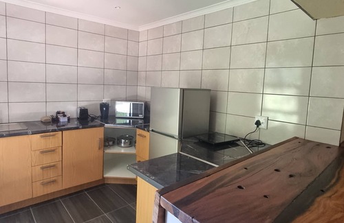 Dullstroom Maison | The Highlander Hotel