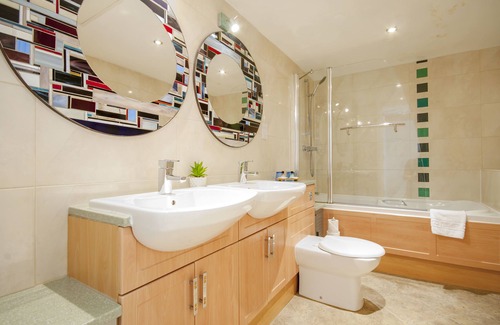 Highworth Hôtel | The Highworth Hotel