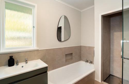 Tauranga Maison | The Hilltop Hideaway