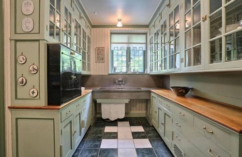 Lebanon Maison | The Historic Brasenhill Mansion