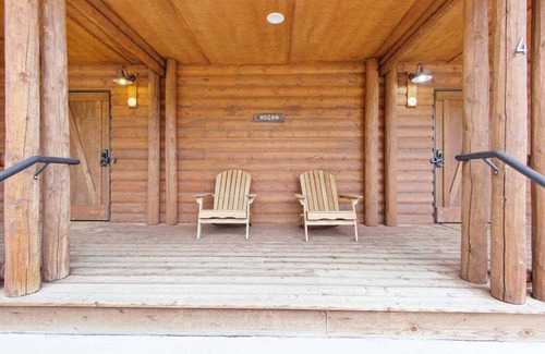 Allenspark Cabine | The Hogan #2 - A Pathways Ranch Original
