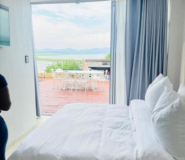 Kosmos Maison | The Holiday House Harties