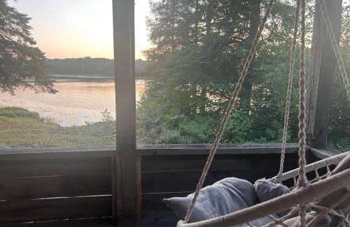 Hastings Highlands Maison | The Homestead at Rutledge Lake