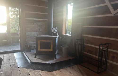 Hastings Highlands Maison | The Homestead at Rutledge Lake
