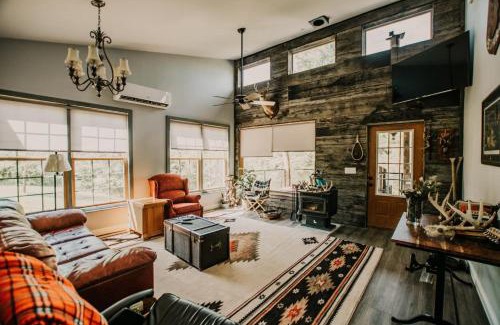 Mount Sterling Maison | The Honey Hut Think of On Golden Pond