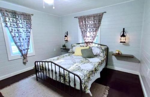 Thomasville Maison | The Honeycomb Haven l 1 Mile to Downtown Thomasville