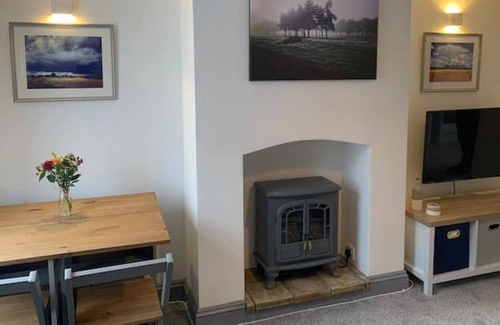 Bungay Cabine | The Honeypot Cottage - Town Center Location