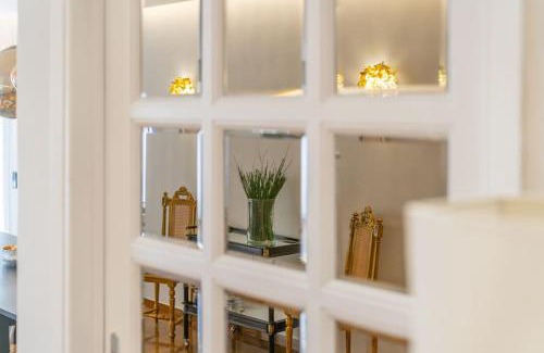 Palaio Psychiko Appartement | The HostMaster Luminous Elite Estate