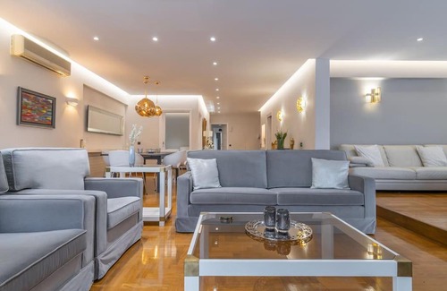 Palaio Psychiko Appartement | The HostMaster Luminous Elite Estate