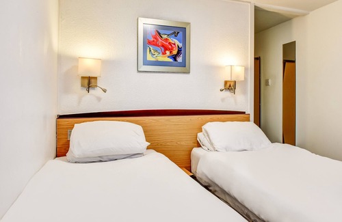 Harbury Hôtel | The Hotel Rafiya, Redditch