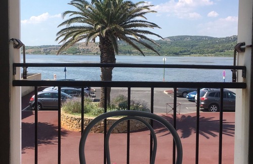Gruissan Maison | La maison au bord de l'etang