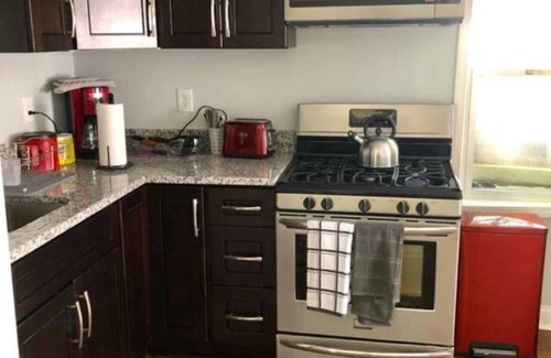 Detroit - Shoreway Maison | The House Hotels - W45th Backhouse - Ohio City