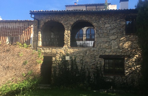 Candelario Maison | THE HOUSE OF THE FOUNTAIN