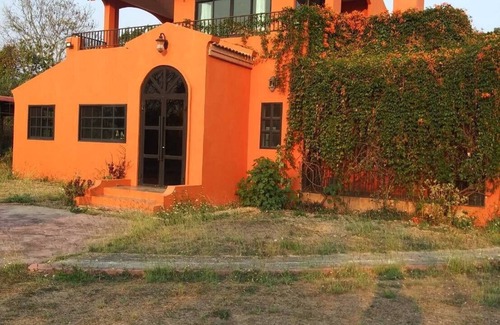 Phan Maison | The House On The Hill