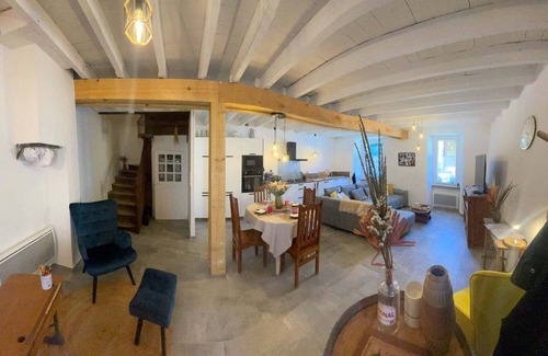 Caudebronde Maison | Gîte le Calsou Montagne Noire Pays Cathare caudebronde jardin et rivière
