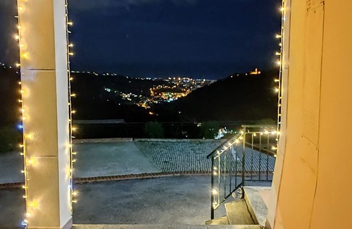 Leivi Appartement | The House with the Porch- between Portofino and the 5 Terre