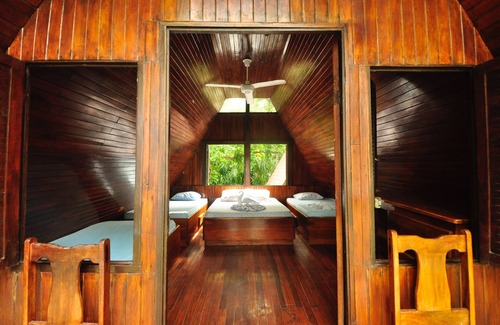 Cabuya Cabine | The Howler Monkey Hotel