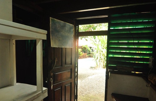 Cabuya Cabine | The Howler Monkey Hotel
