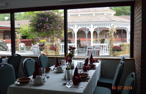 Bernardston Hôtel | The Inn at Crumpin-Fox