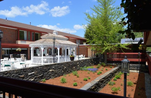 Bernardston Hôtel | The Inn at Crumpin-Fox