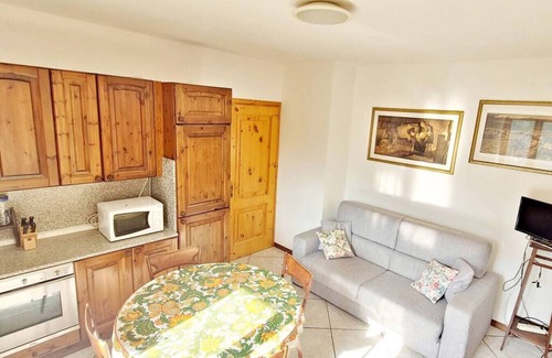 Introbio Maison | The Introbio Villa with Garden