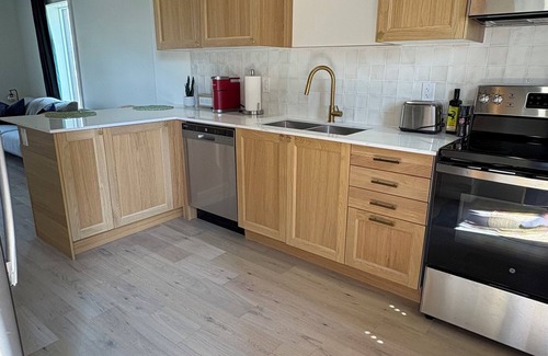 Kitchener Maison | The Iron Bridge on Victoria Park - 1 Bed | 1 Bath