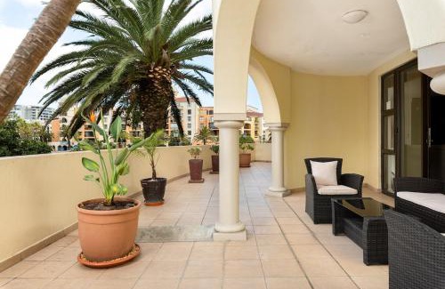 Century City Appartement | The Island Club Luxury Apartments