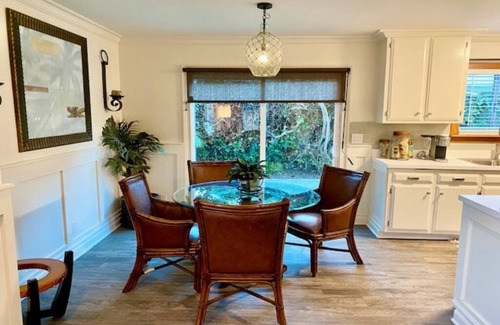 East Side Costa Mesa Maison | The Islander: A Beautiful Bahamian retreat next to Newport Beach