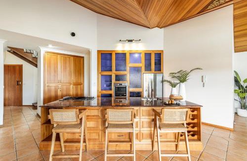 Yamba Maison | The Islander - Waterfront with Pool