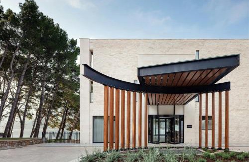 Cres Hôtel | The Isolano, Adults Friendly Resort, Autograph Collection