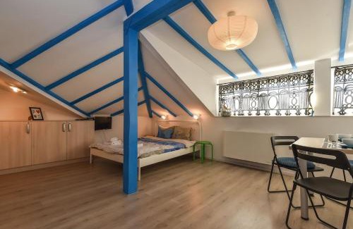 Lozenets Appartement | The Ivy House - A Cozy Attic near the City Center by Flat Mаnager