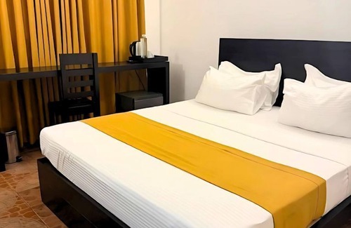New Town Hôtel | The Ivy Lake