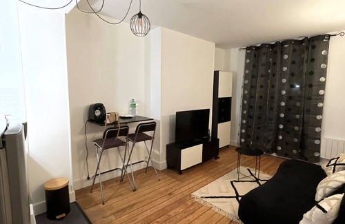 Ivry-port Appartement | Appartement, lumineux, bien agencé a 3min des transports