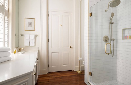 Charleston Historic District Maison | The Jasmine House