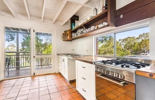 Noosa North Shore Maison | The Jetty Escape