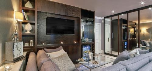 Enfield Hôtel | The Johnstown Estate