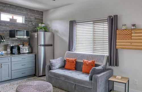 Twin Falls Maison | The Jolly Rancher/Luxury accommodations/King bed/Oculus