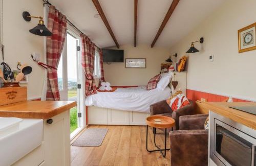 Barnoldswick Maison | The Journeyman Luxury Shepherds Hut