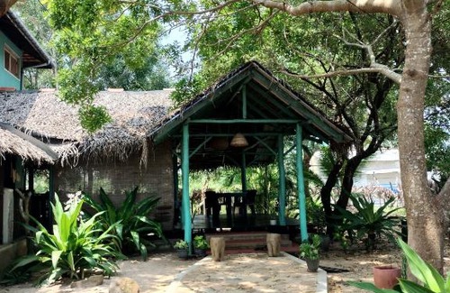 Pottuvil Division 2 Maison | The Jungle House
