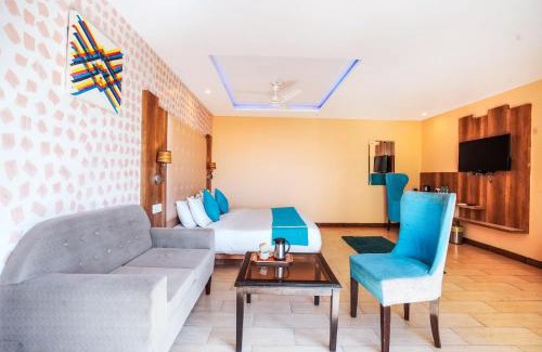Baldeyan Hôtel | The Jungle View from Balcony in Resort Mashobra - A Relax Retreat away from city