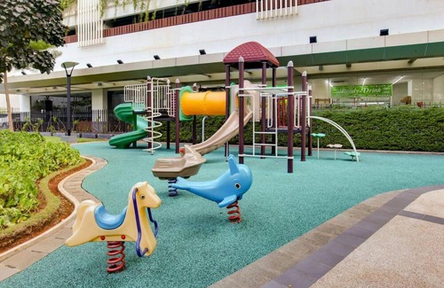 Kelapa Gading Timur Appartement | The Kensington Royal Suites W/ Free parking & Wifi